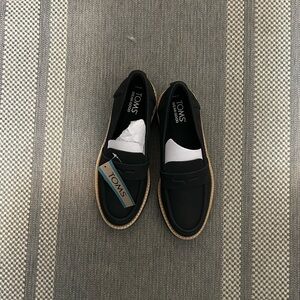 Brand New Toms Loafer